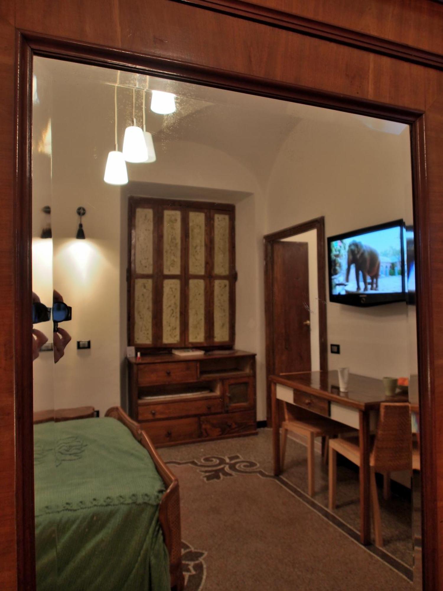 Apartamento Lovingenoa Old Stone Habitación foto
