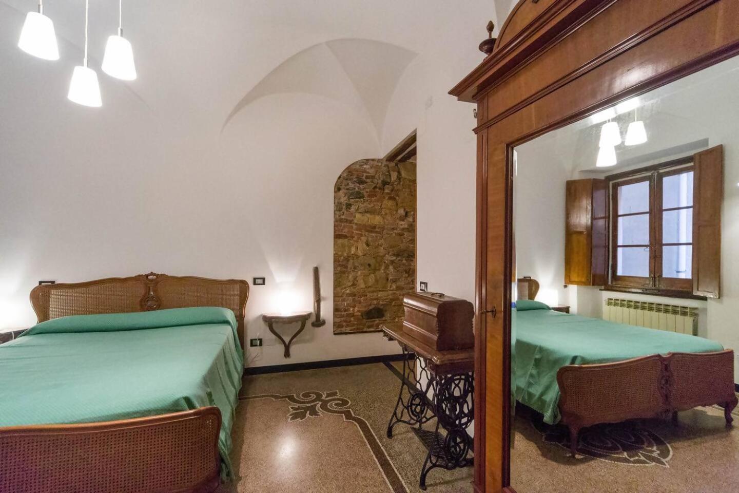 Apartamento Lovingenoa Old Stone Exterior foto